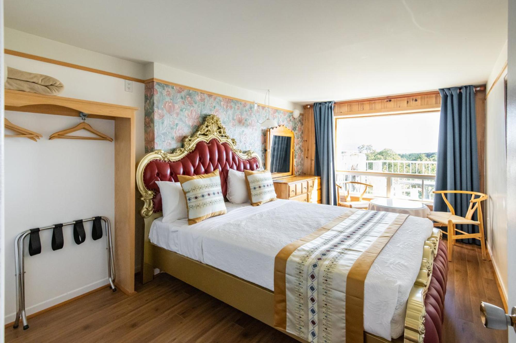 Hotel La Roche Pleureuse L'Isle-aux-Coudres Room photo